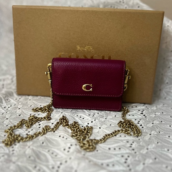 Coach Magenta Leather Crossbody Bag with Gold Chain.# F2354 - Picture 7 of 7